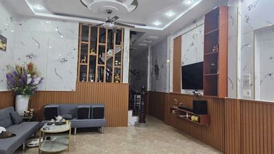 Cho thuê nhà nguyên căn nhà mới 100% đường trước nhà rộng 8m