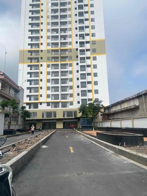 Căn hộ mặt tiền QL13