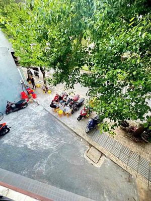 Nhà Nguyên Căn Mặt Tiền Kinh Doanh Chu Văn An 10tr