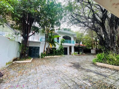 Góc 2 mặt tiền biệt thự sân vườn diện tích 700m² thái ly , quận 2