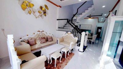 Cho Thuê Nhà 1Trệt 1Lầu 4Phòng Ngủ Full Nội Thất Gần Trường Việt Anh