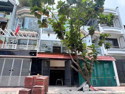 Nhà MT đường số 6 khu Nam Hùng Vương 4x20m 2 lầu giá 15 triệu