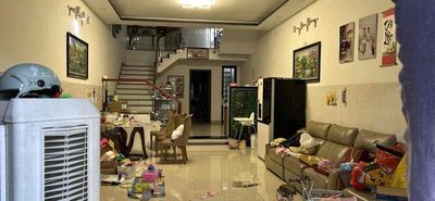 Cho thuê nhà 2,5 tầng mặt tiền đường: bùi trang chước - hòa xuân - cẩm