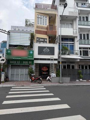 Cho thuê mặt bằng góc 2 mặt tiền huỳnh văn bánh – phú nhuận