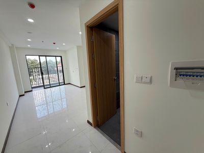 Cho thuê 2 phòng ngủ diamond boulevard mặt tiền ql13 sát aeon mall
