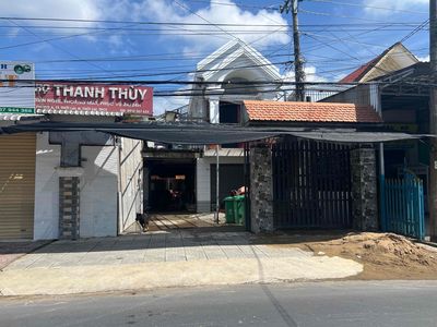 TS: Nhà ở và 01 Khu nhà Nghỉ 22 phòng; 01 khu Trọ 40 phòng đang
