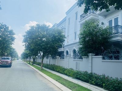 Khu biệt thự cao cấp solla villa quận 2 nhà mới 100%