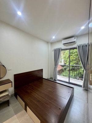 Căn hộ full đồ ban công siêu rộng, thoáng ngay công viên hoà bình