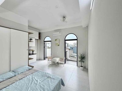 Căn Hộ Cho Thuê Ban Công Đường Trần Quốc Thảo Quận 3 Gần Cầu Lê Văn Sy