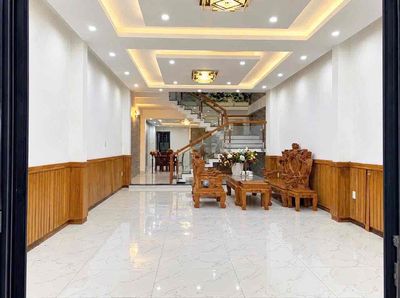 Cho thuê nhà nam việt á, 5pn, giá 26tr