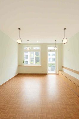 Cho thuê mặt bằng tại 55 Vũ Phạm Hàm