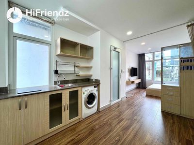 Phòng mới xây ngay gần Bùi Viện siêu đẹp mới 100%