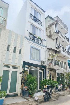 nguyên cân full nội thất Vũ Huy Tấn hẻm xe hơi 4 tầng 18 triệu