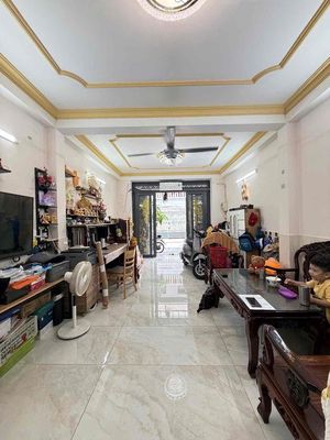 Bán nhà 4x10m ngay chợ tân mỹ ra nguyễn thị thập- tt quận 7 giá 10,5ty