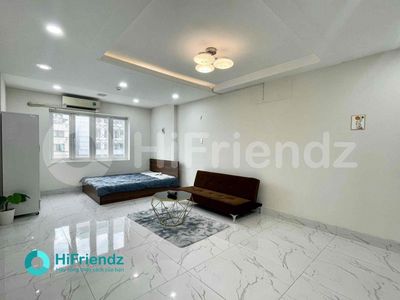 Phòng cửa sổ lớn - thang máy ngay cầu phạm văn chí sát q5