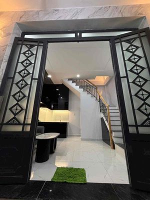 Cạnh chợ tân hương - 17m2 (4.1x4) 4 tầng btct nhà mới ở nga