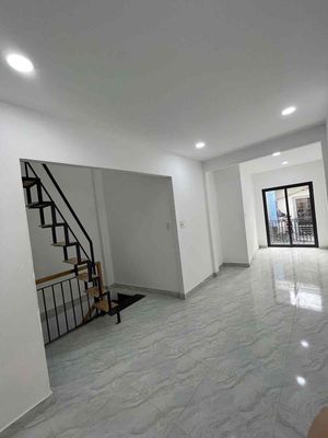 Bán nhà mới ở ngay âu cơ– đang có dòng tiền 8tr/tháng