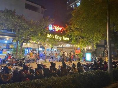 Cho thuê căn góc 2mt phạm huy thông , p6 , gò vấp, 10x9m