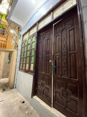 cho thuê nhà riêng 20m2 x 4 tầng 1 tum 3PN : Ngõ 49 Vân Đồn - Bạch Đằn
