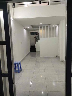 Nhà bán đường lê văn lương , nhà bè 30m nhà 1 trệt 1 lững 1 lầu