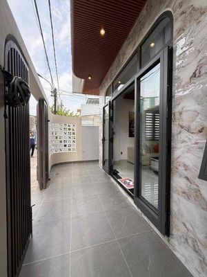 228 cho thuê nhà mới 100% 2 tầng mặt tiền tô vĩnh diện