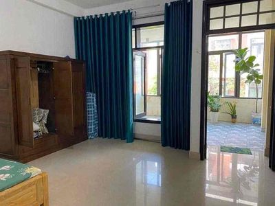 Cho thuê nhà hoà minh, 4pn, giá 12tr