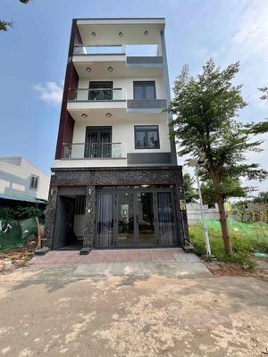 CC cần bán nhà 6,8 tỷ phí hoa hồng 100tr Nhà 4 tầng hiện đại