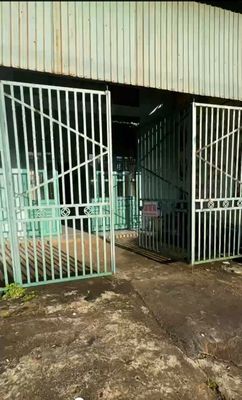 Bán nhà đất chính chủ - tiện kinh doanh, gần chợ và trường học