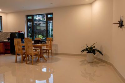 Cho thuê căn hộ 2 phòng ngủ có cửa sổ full nội thất đường nguyễn an
