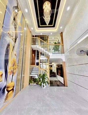 Cho Thuê Nhà Đẹp Có Thang Máy Full Nội Thất Bình Tân — ảnh 1