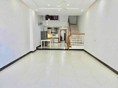 Cho thuê nhà 3 tầng mặt tiền Khuê Mỹ Đông 7 , phù hợp làm văn phòng