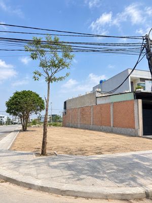 Chính chủ bán lô góc ngay chợ bà rén sát đường quốc lộ
