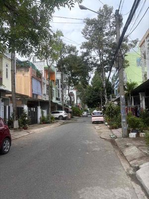 Cho thuê nhà full nội thất kdc hồng phát