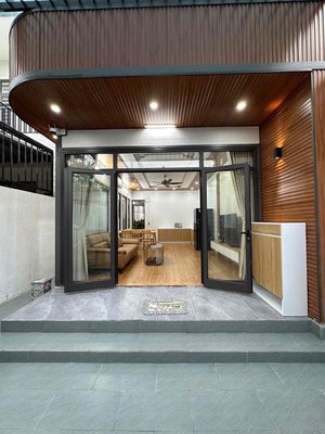 Cho thuê nhà mặt tiền tân thái 3 pn mới 100%