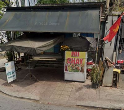 cần bán nhà đường 18/8