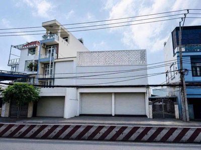 Cho thuê mặt bằng 300m² mt huỳnh tấn phát – ngang 10mx30m – 65tr