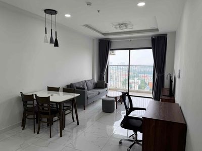 Cho thuê căn hộ chaảm city 3PN 2WC full nội thất view landmark, ở ngay
