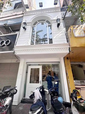𝐌Ặ𝐓 𝐓𝐈Ề𝐍 𝐍𝐆𝐔𝐘Ễ𝐍 ĐÌ𝐍𝐇 𝐂𝐇𝐈Ề𝐔 𝐐𝐔Ậ𝐍 𝟑 𝟐 𝐂𝐇𝐈Ề𝐔 2X TRIỆU cho thuê nhà mặ