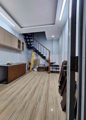 Nguyên căn 1trệt 2lầu hẻm Pasteur Q3 _ 2pn 2wc sẵn nội thất