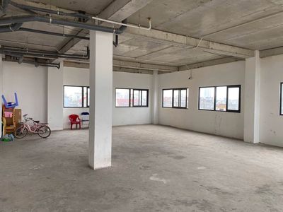 Cho thuê mặt bằng Bcons Tower 150m2 ngay KCN Sóng Thần chỉ 10tr