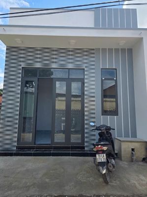 Bán nhanh căn nhà cấp 4 trung tâm trảng bàng, 70m2, shr, 800tr