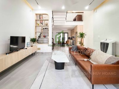 Nhà Nam Việt Á – Thiết Kế Hiện Đại, 3PN Khép Kín, Có Sân Ô Tô