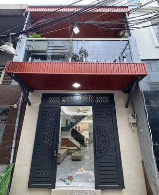 Bán nhà Quận 6, 4PN gần chợ Bình Tây nở hậu