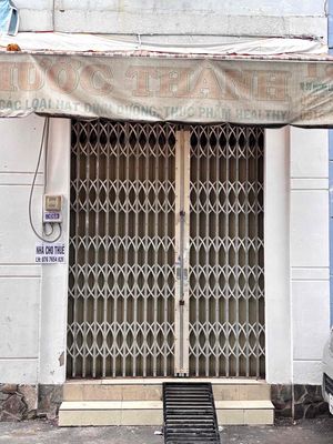 Nhà mặt tiền hẻm rộng, tiện ở kết hợp kinh doanh