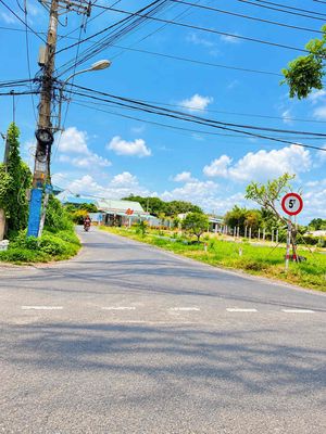 Đất thổ cư mặt tiền đường nhựa 415 tại phường Củ Chi, 6x18m- 2Tỷ xx