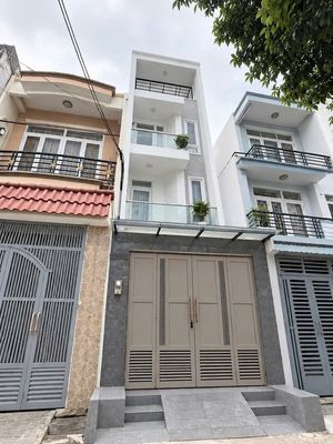 Bán nhà gò dầu-80m2-4mx20m-4 tầng -6pn-có pn trệt-hxh 8m nhựa-aeomall