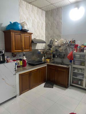 nhà mặt tiền đang kinh doanh