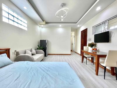 1PN TÁCH BẾP Full NT Nguyễn Cửu Vân - Thang Máy, Máy giặt riêng