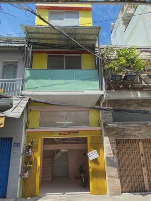 bán nhà 17m2 1 trệt 1 lửng 2 lầu