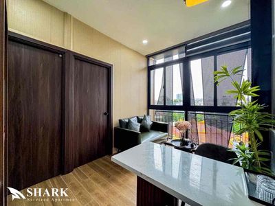 Căn hộ 2PN ban công full nội thất Sư Vạn Hạnh Q10 gần Vạn Hạnh Mall